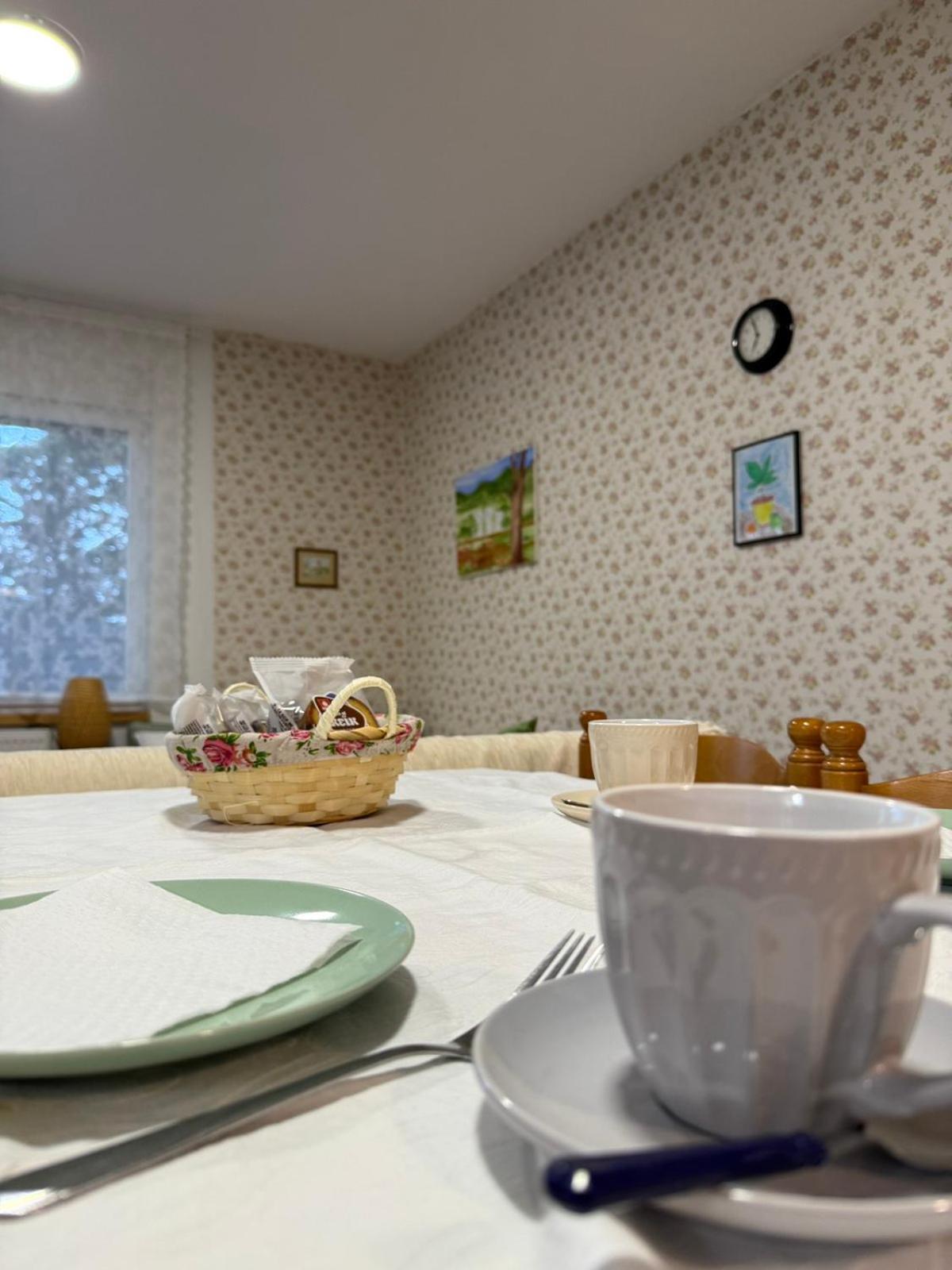 Elato Apartment Флорина Экстерьер фото
